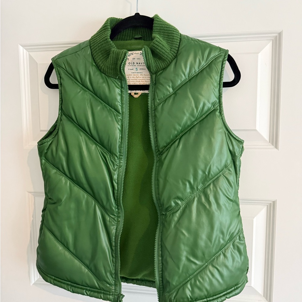 Old Navy Vibrant Green Quilted Vest